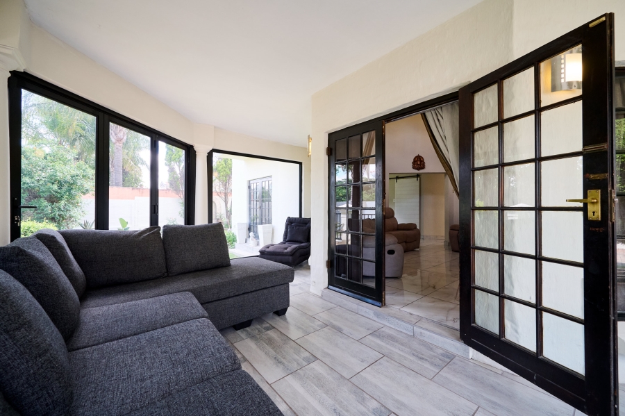 5 Bedroom Property for Sale in Kyalami Hills Gauteng