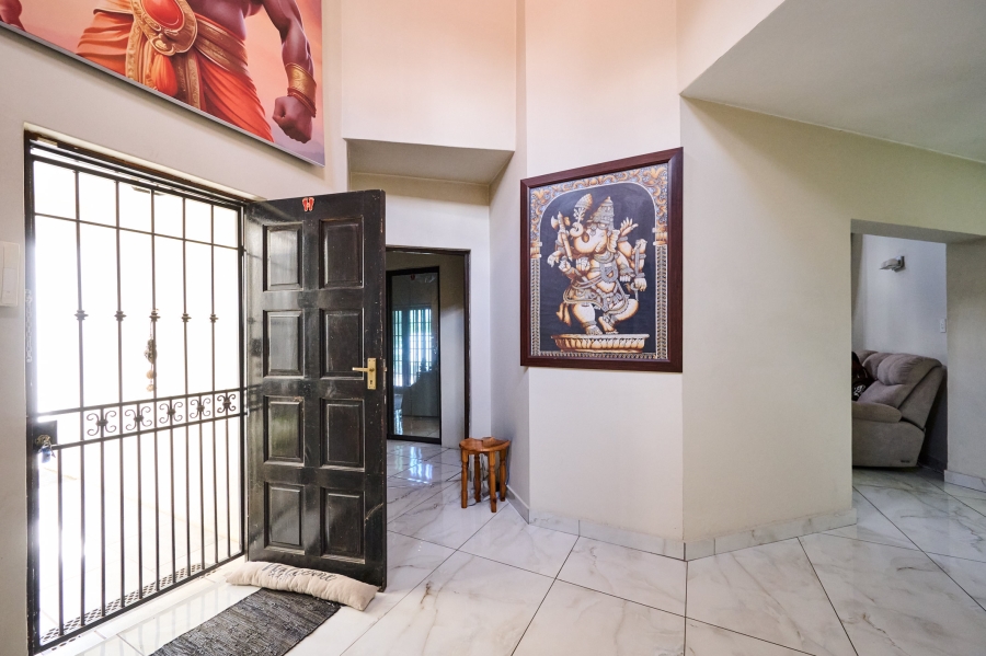 5 Bedroom Property for Sale in Kyalami Hills Gauteng