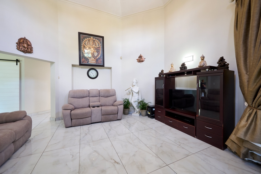 5 Bedroom Property for Sale in Kyalami Hills Gauteng