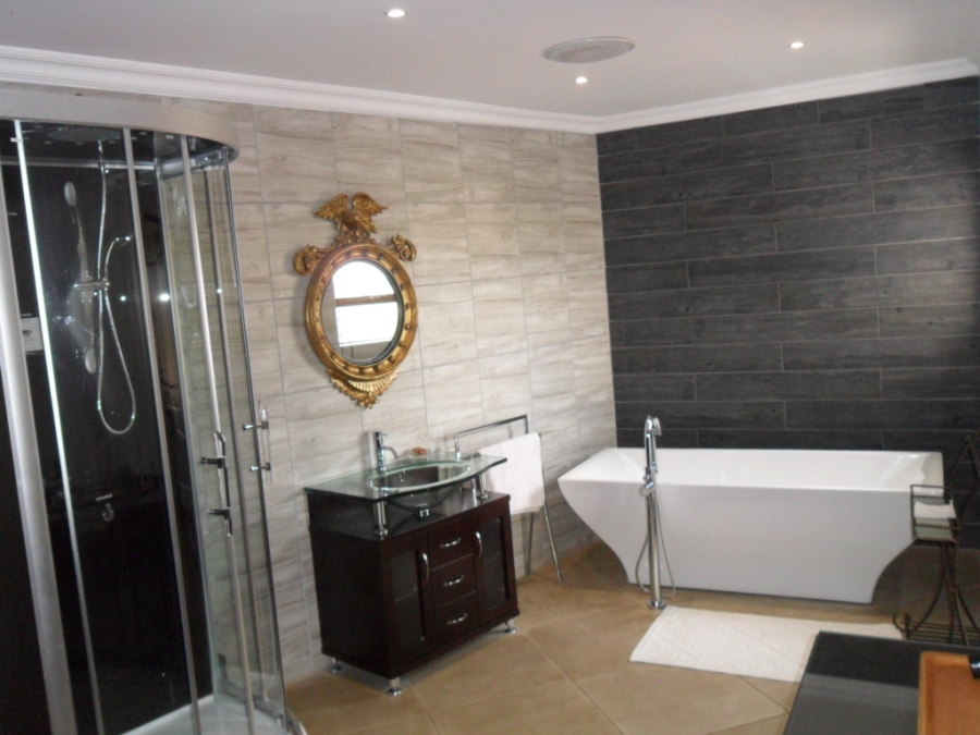Commercial Property for Sale in Waterkloof Ridge Gauteng