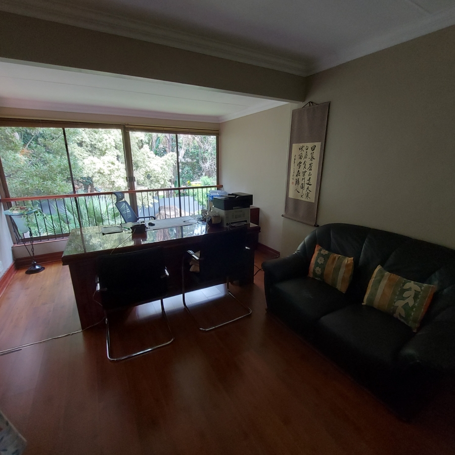 Commercial Property for Sale in Moreleta Park Gauteng