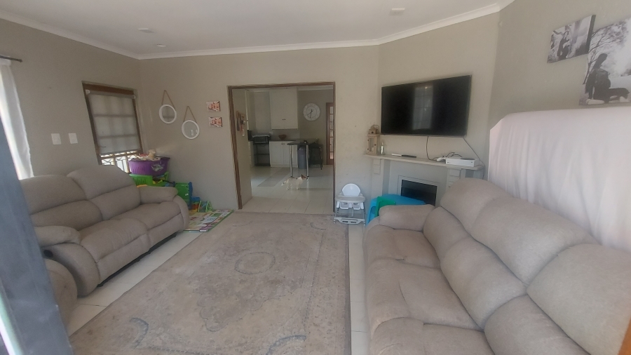3 Bedroom Property for Sale in Erasmuskloof Gauteng