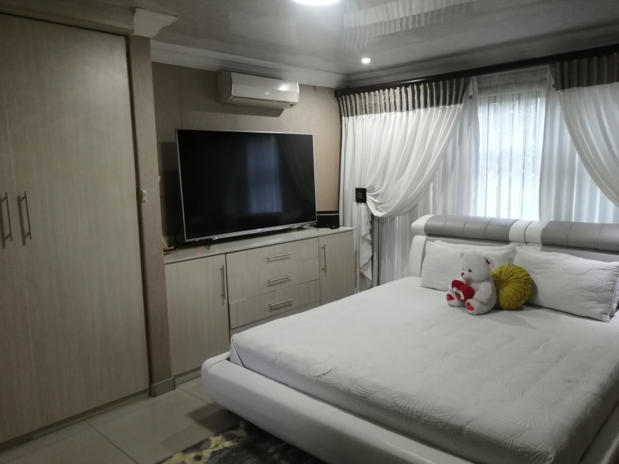 3 Bedroom Property for Sale in The Orchards Gauteng