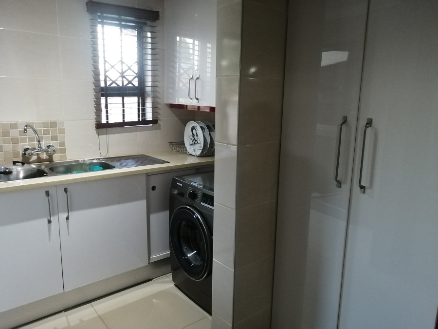 3 Bedroom Property for Sale in The Orchards Gauteng