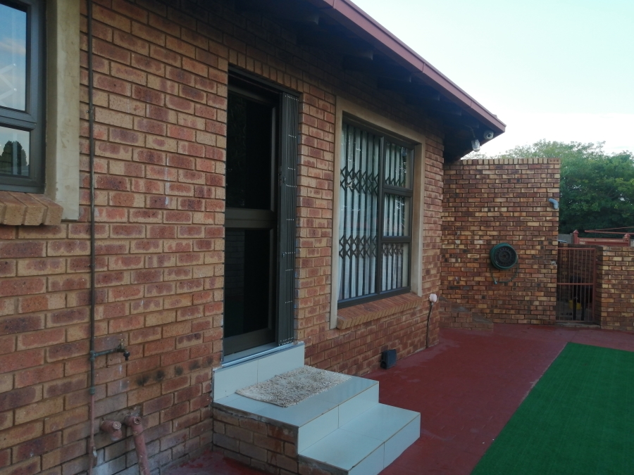 3 Bedroom Property for Sale in The Orchards Gauteng