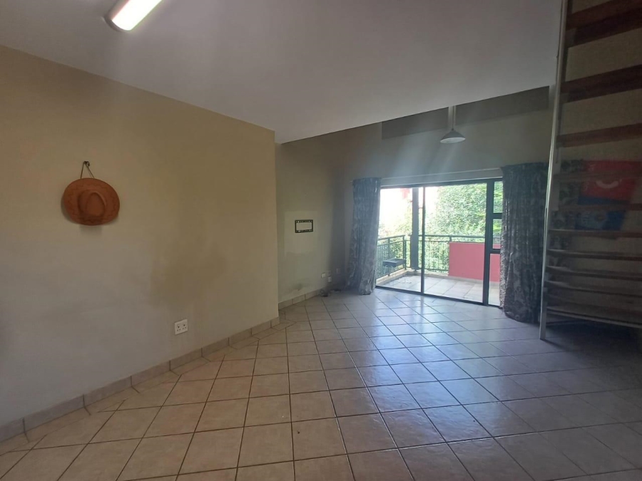 1 Bedroom Property for Sale in Silver Lakes Gauteng