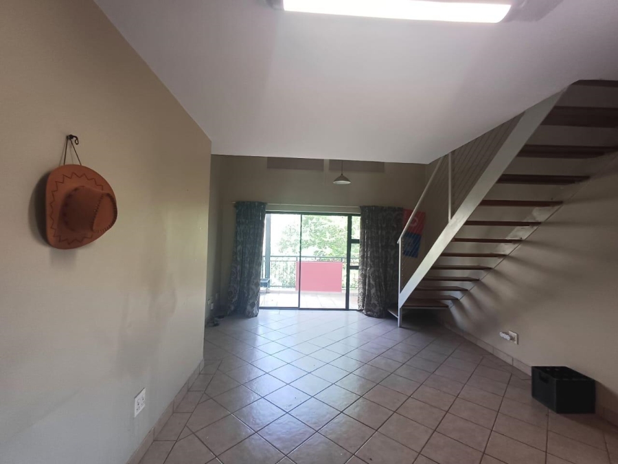 1 Bedroom Property for Sale in Silver Lakes Gauteng