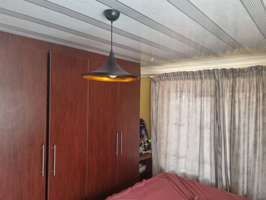2 Bedroom Property for Sale in Mabopane Unit B Gauteng