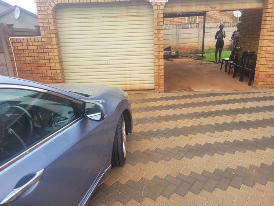 3 Bedroom Property for Sale in Clarina Gauteng