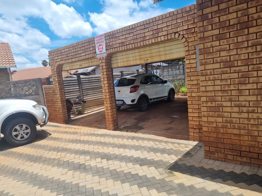 3 Bedroom Property for Sale in Clarina Gauteng
