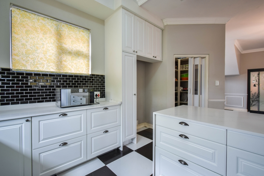 4 Bedroom Property for Sale in Olympus AH Gauteng