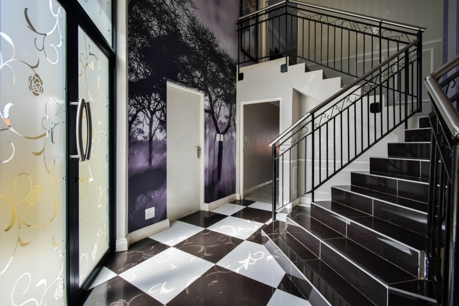 4 Bedroom Property for Sale in Olympus AH Gauteng