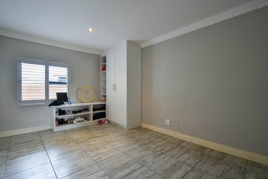 4 Bedroom Property for Sale in Olympus AH Gauteng