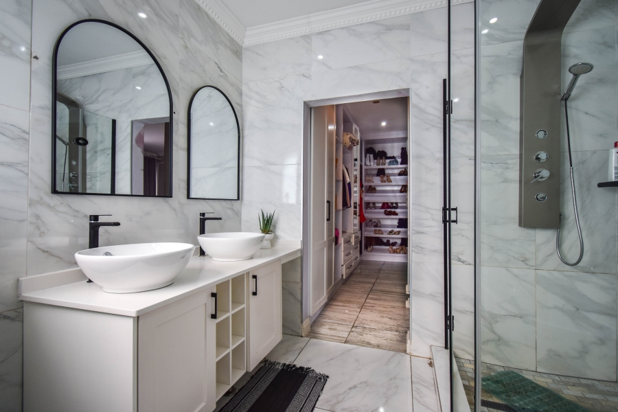 4 Bedroom Property for Sale in Olympus AH Gauteng