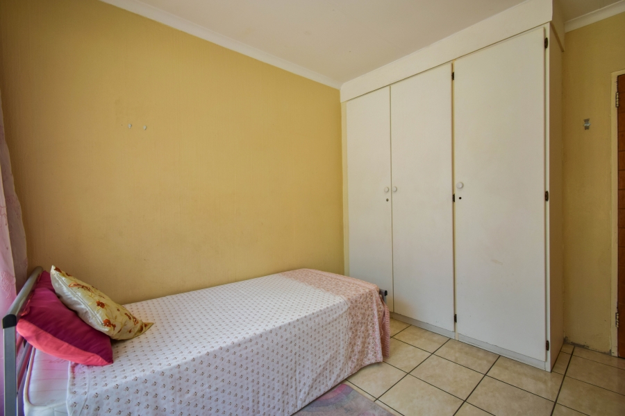 5 Bedroom Property for Sale in Moreleta Park Gauteng