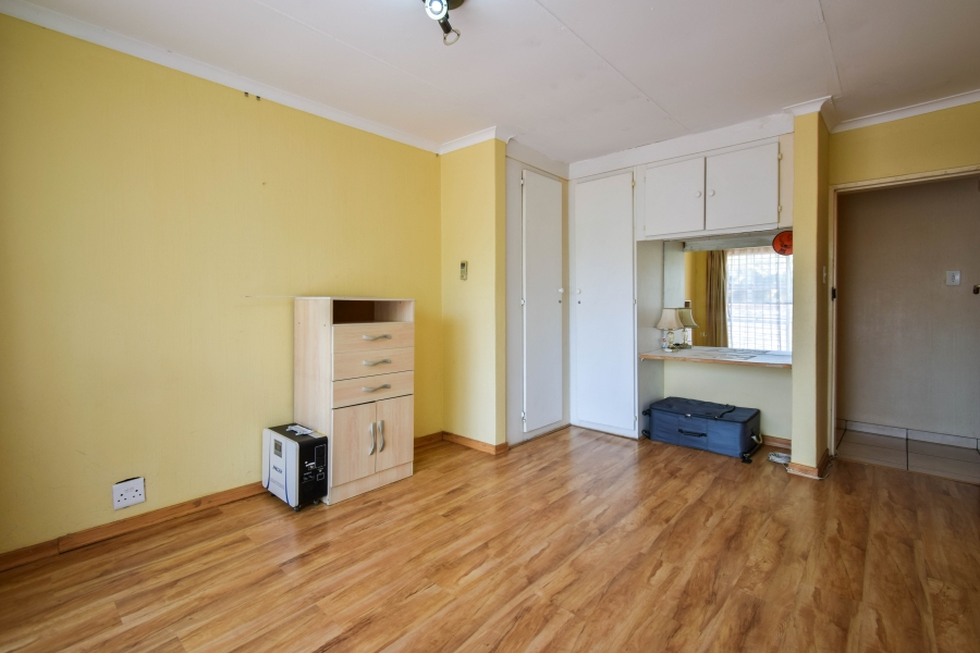 5 Bedroom Property for Sale in Moreleta Park Gauteng