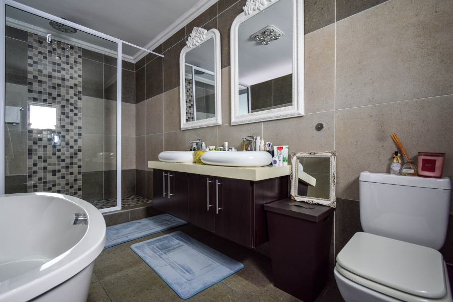 4 Bedroom Property for Sale in Olympus AH Gauteng