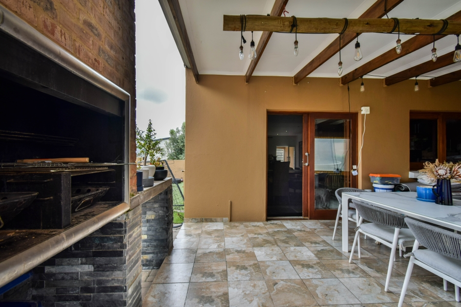 4 Bedroom Property for Sale in Olympus AH Gauteng