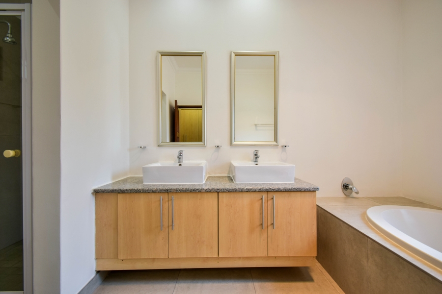 4 Bedroom Property for Sale in Menlo Park Gauteng