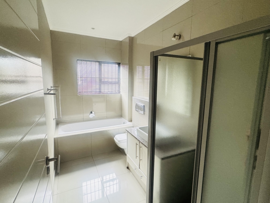 3 Bedroom Property for Sale in Olympus AH Gauteng