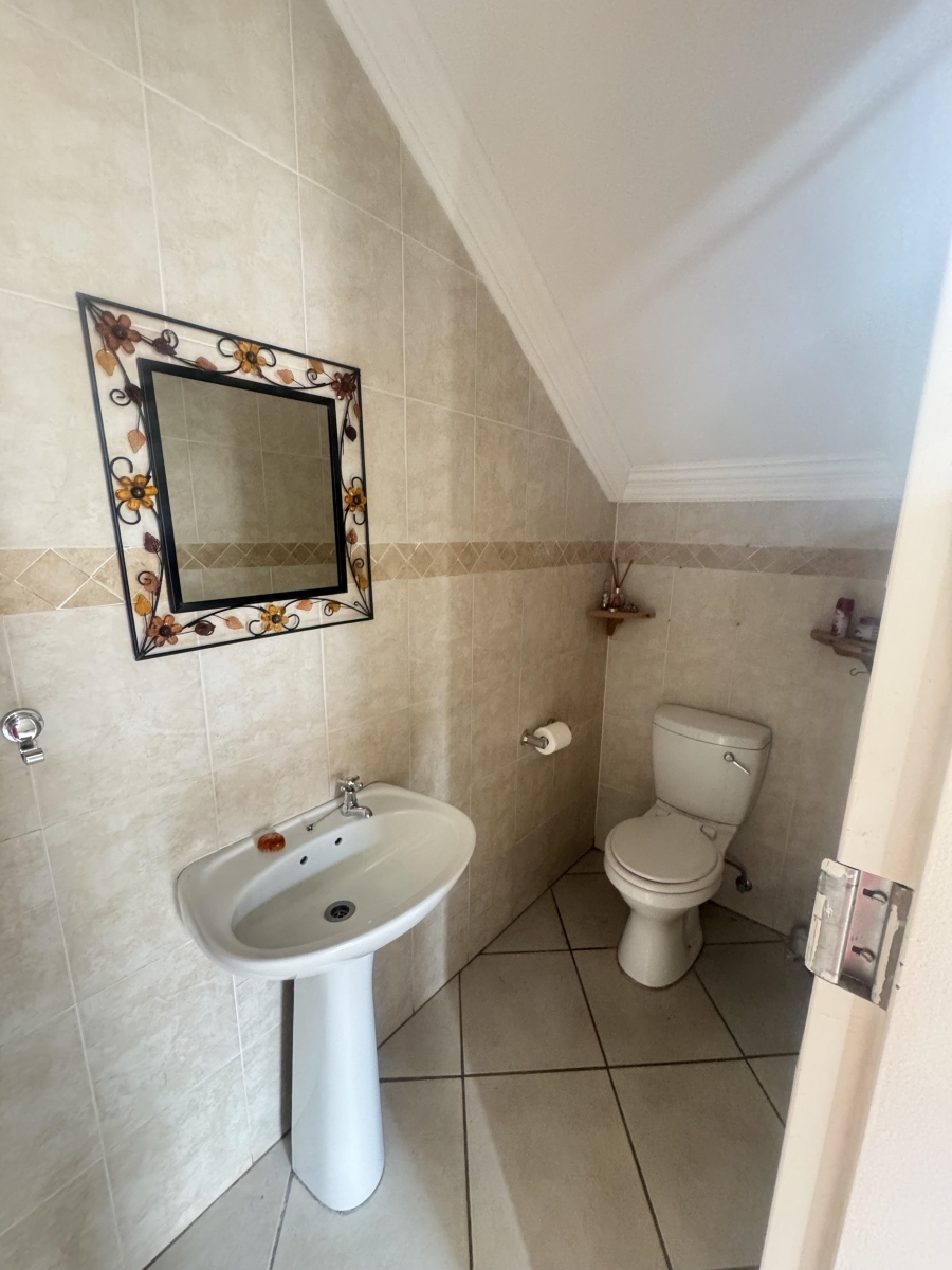 To Let 3 Bedroom Property for Rent in The Wilds Gauteng