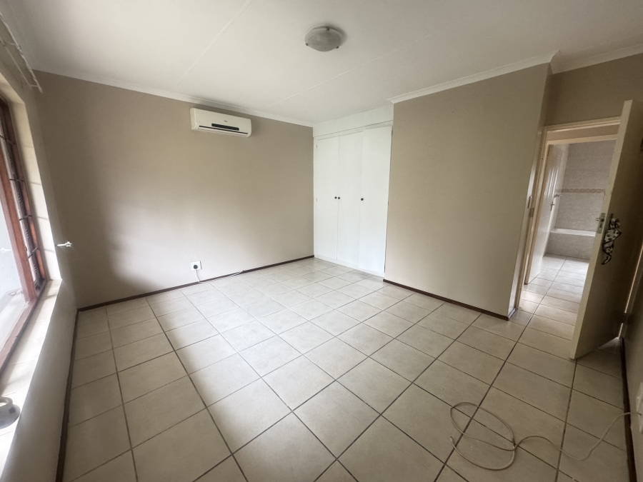 To Let 3 Bedroom Property for Rent in The Wilds Gauteng