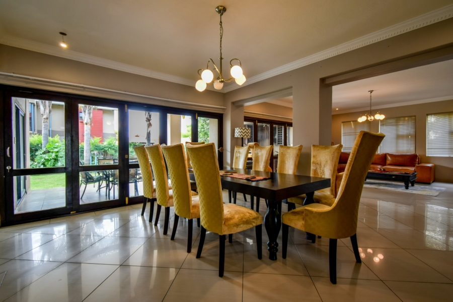 5 Bedroom Property for Sale in Silver Lakes Gauteng
