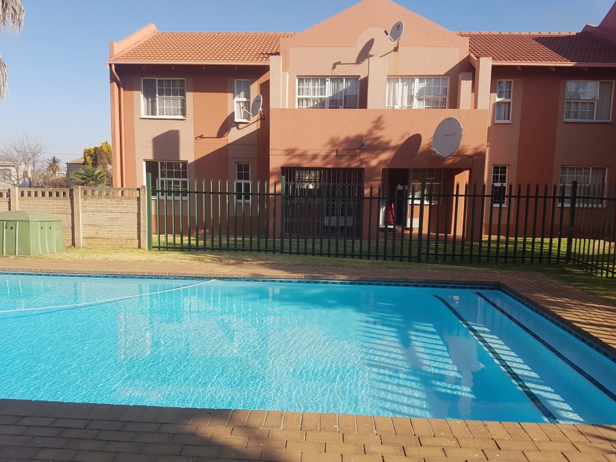 2 Bedroom Property for Sale in Meyersdal Gauteng
