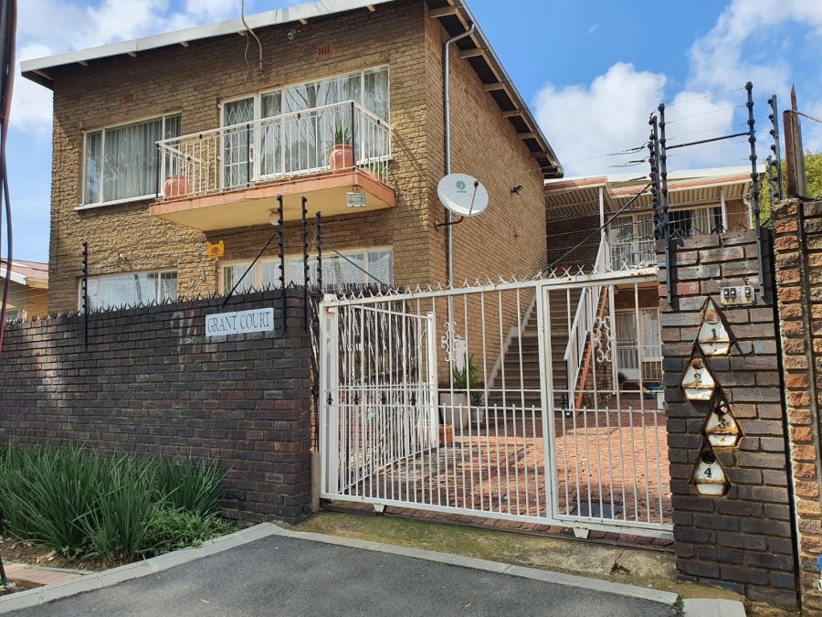 To Let 2 Bedroom Property for Rent in Turffontein Gauteng