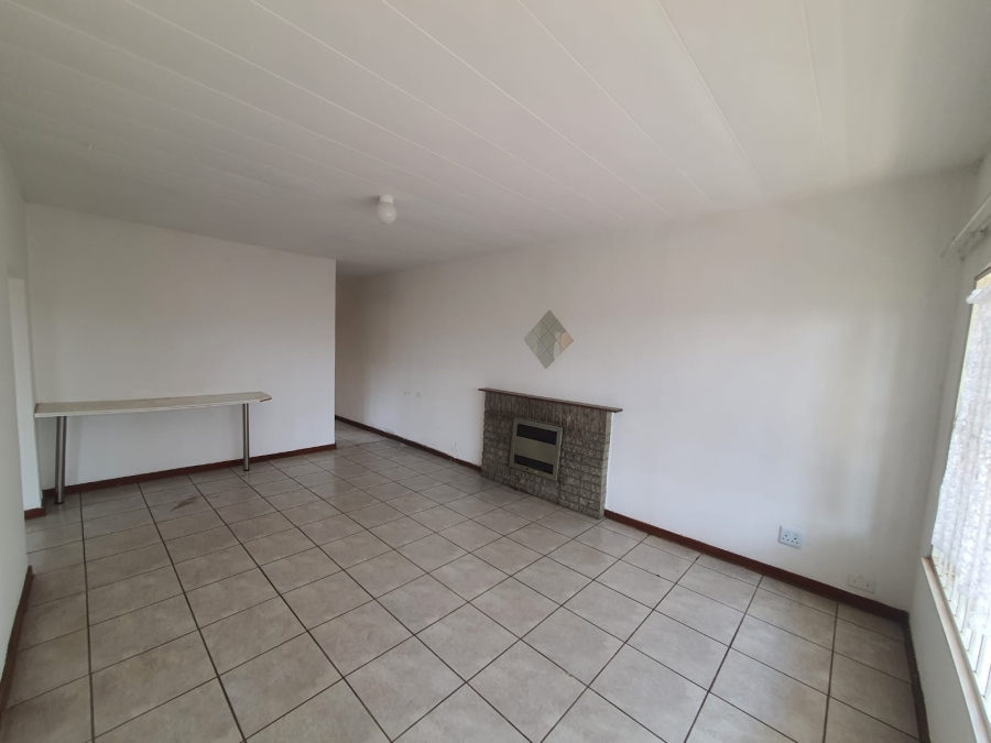 To Let 2 Bedroom Property for Rent in Turffontein Gauteng