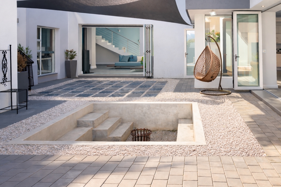 6 Bedroom Property for Sale in Newmark Estate Gauteng