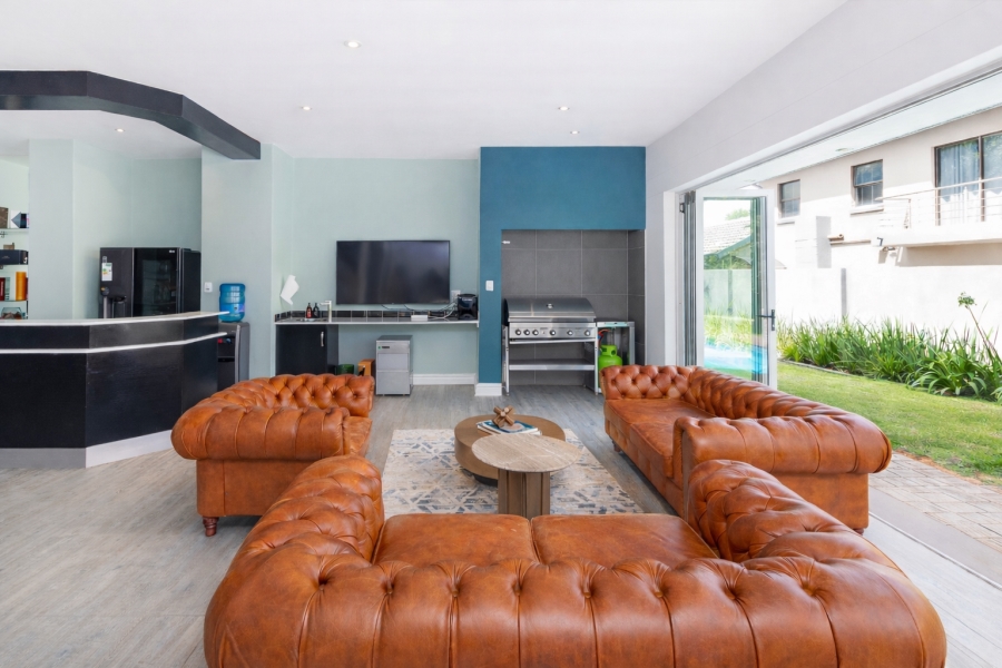 6 Bedroom Property for Sale in Newmark Estate Gauteng