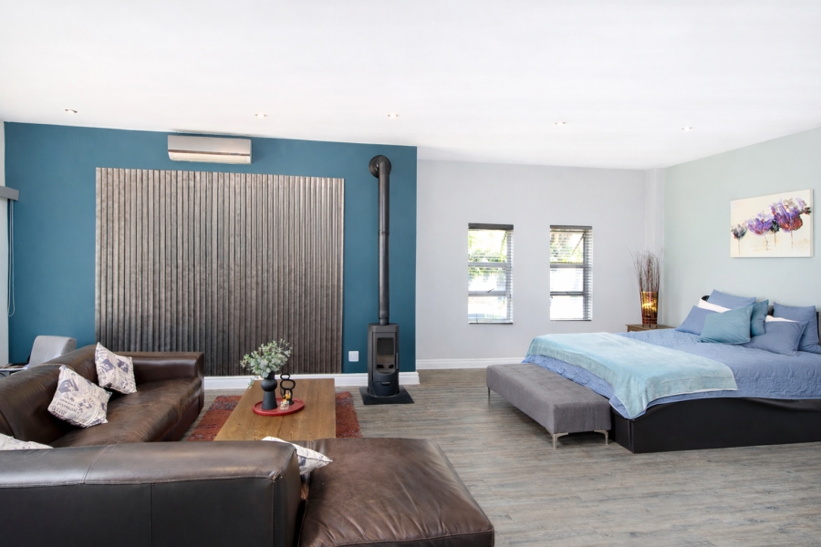 6 Bedroom Property for Sale in Newmark Estate Gauteng