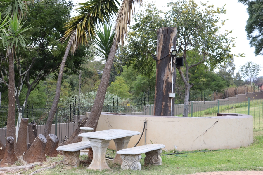 2 Bedroom Property for Sale in Newlands Gauteng