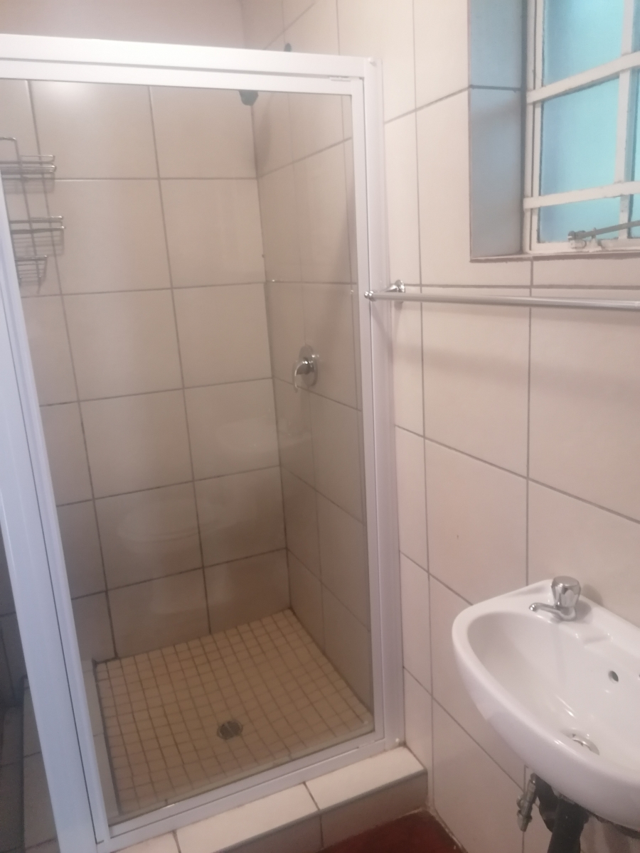 To Let 1 Bedroom Property for Rent in Menlo Park Gauteng