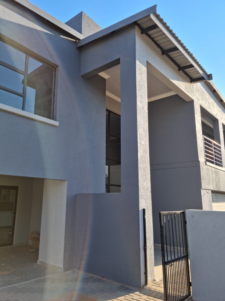 4 Bedroom Property for Sale in Montana Gauteng