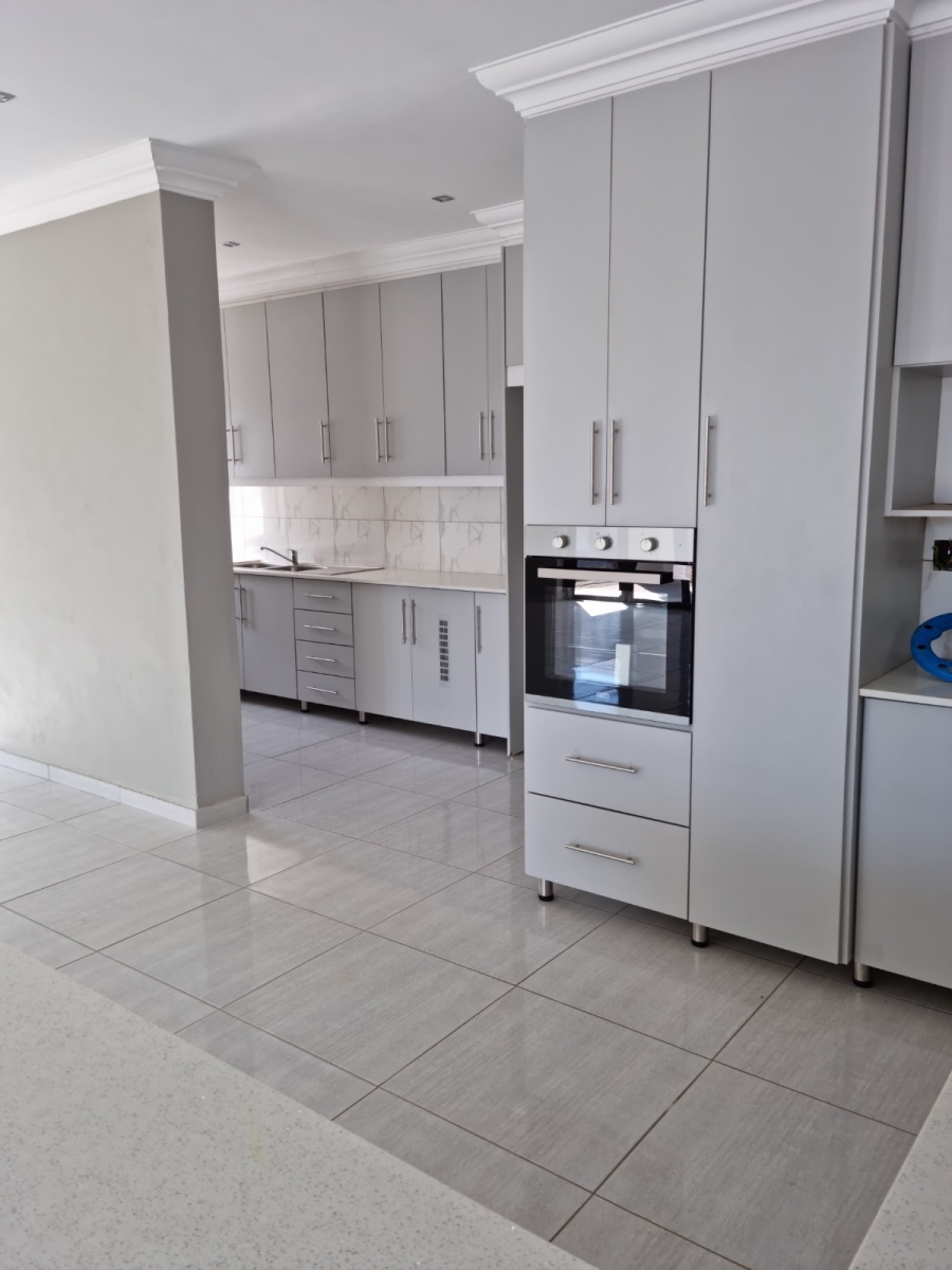 4 Bedroom Property for Sale in Montana Gauteng
