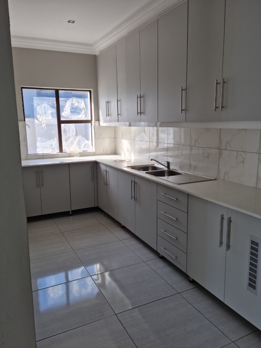 4 Bedroom Property for Sale in Montana Gauteng