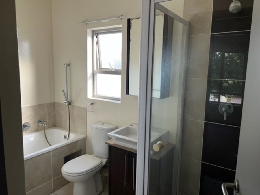 To Let 1 Bedroom Property for Rent in Bryanston Gauteng