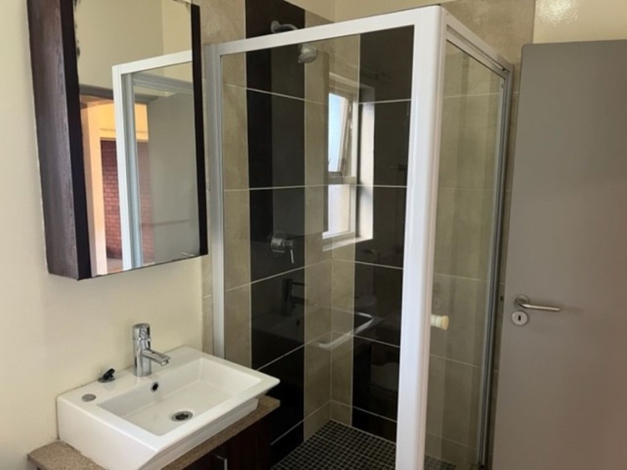 To Let 1 Bedroom Property for Rent in Bryanston Gauteng
