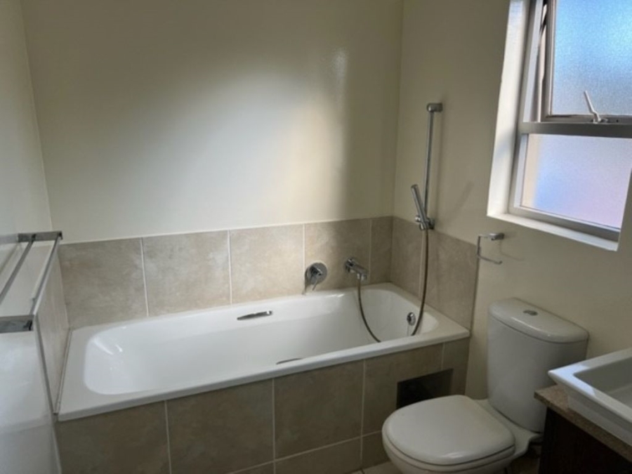 To Let 1 Bedroom Property for Rent in Bryanston Gauteng