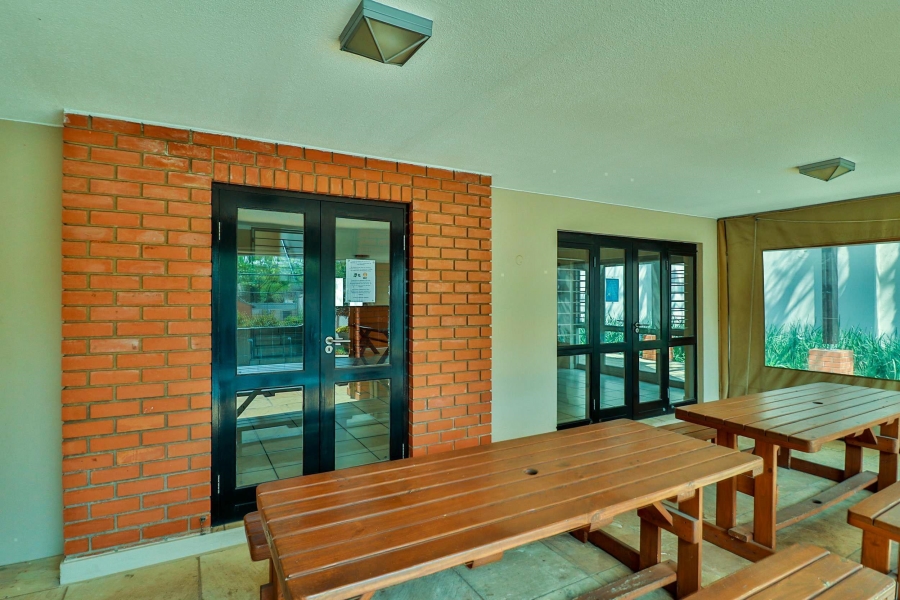 To Let 1 Bedroom Property for Rent in Bryanston Gauteng