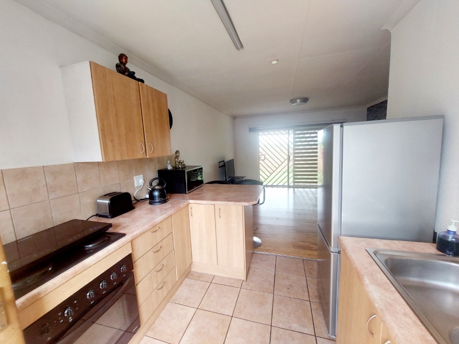 2 Bedroom Property for Sale in Honeydew Ridge Gauteng