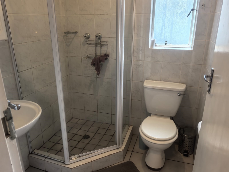 4 Bedroom Property for Sale in Roodekrans Gauteng