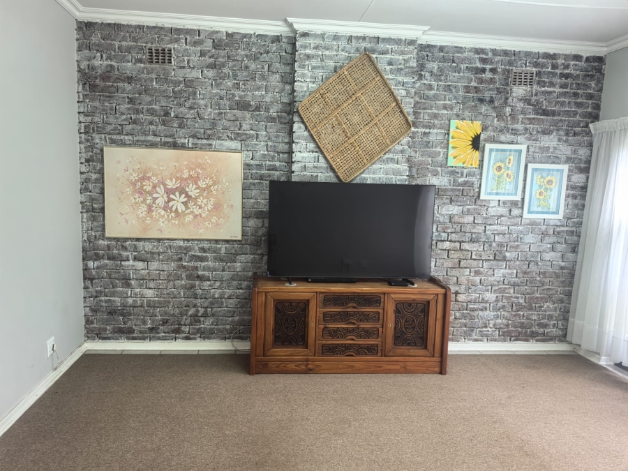 3 Bedroom Property for Sale in Wilro Park Gauteng