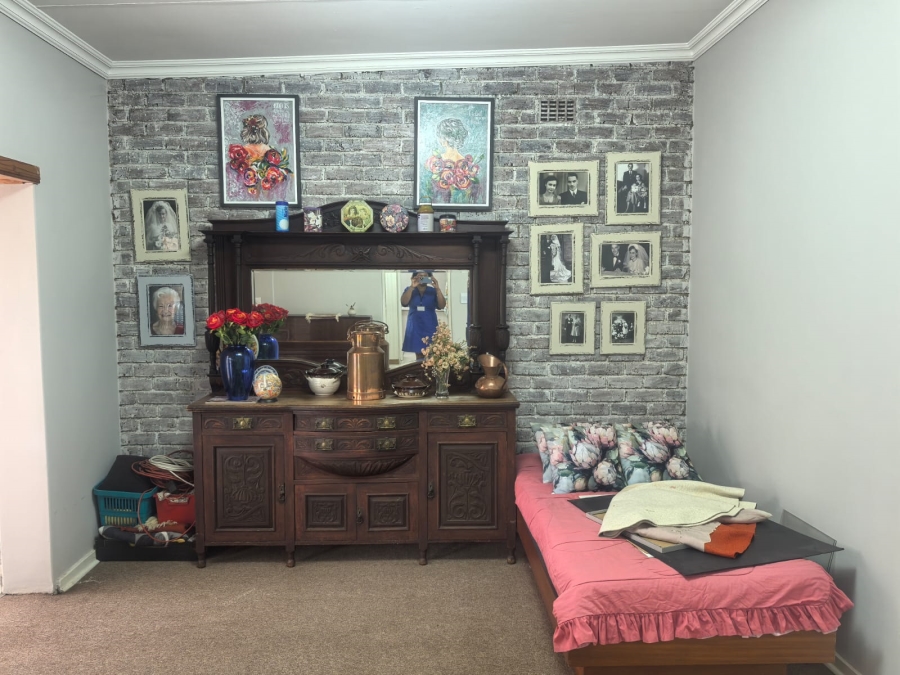 3 Bedroom Property for Sale in Wilro Park Gauteng