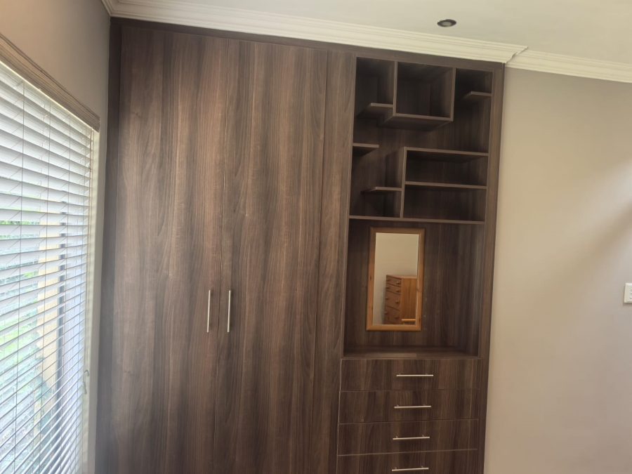 3 Bedroom Property for Sale in Wilro Park Gauteng