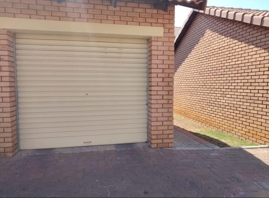 To Let 2 Bedroom Property for Rent in Sagewood Gauteng