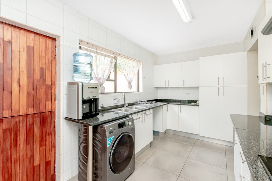 3 Bedroom Property for Sale in Sunninghill Gauteng