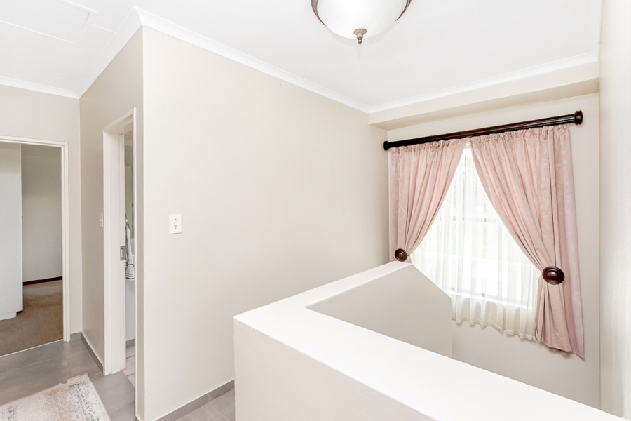 3 Bedroom Property for Sale in Sunninghill Gauteng